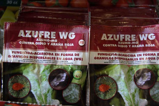 Fungicida-Acaricida Granulado, azufre contra oidio y araña roja