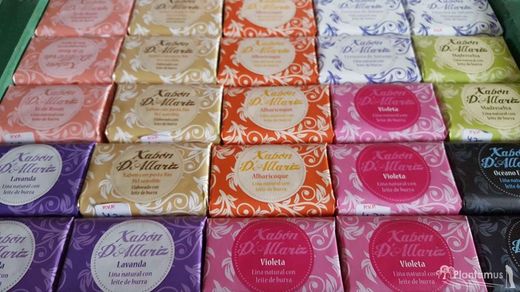 Caja de 5 jabones de leche de burra