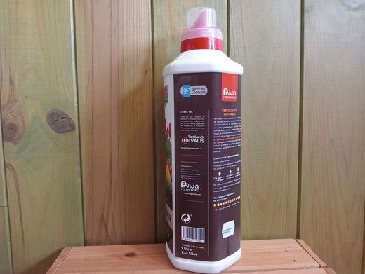 Fertilizante líquido para todo tipo de plantas
