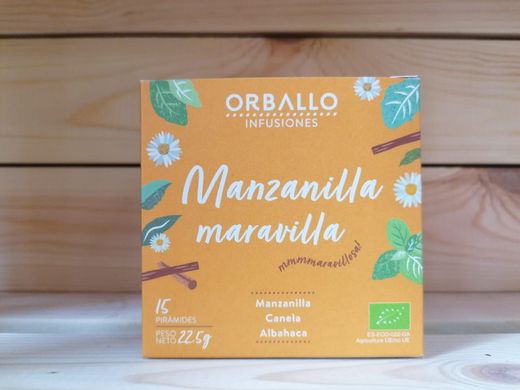 Infusión ecológica de manzanilla, canela y albahaca.